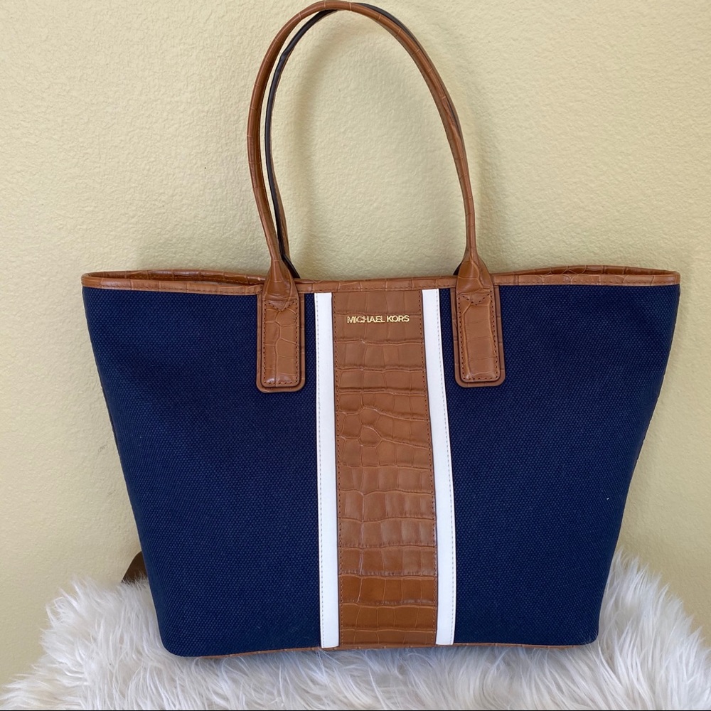 Michael Kors large Greenwich LG EW shoulder tote - Picture 4 of 16